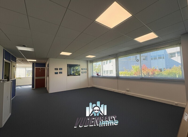 Office in Toulouse for lease - Interior Photo - Image 2 of 16