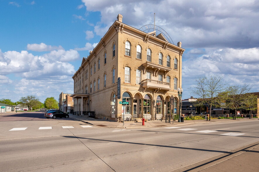 120-122 S Minnesota Ave, Saint Peter, MN à vendre - Photo du b timent - Image 1 de 1