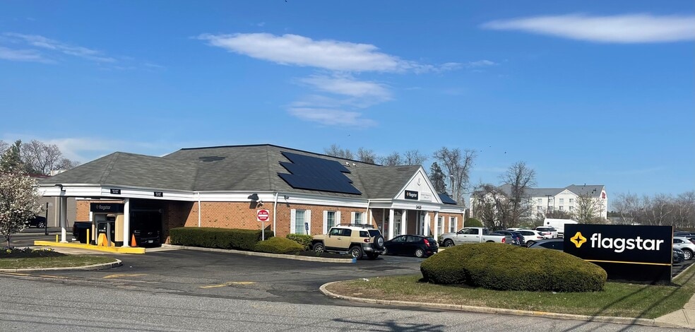 3425 Veterans Memorial Hwy, Ronkonkoma, NY à louer - Photo du bâtiment - Image 1 de 2