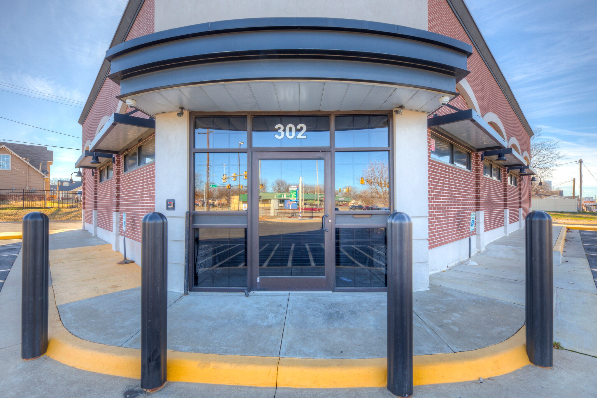 302 S Lewis Ave, Tulsa, OK for lease Building Photo- Image 1 of 20