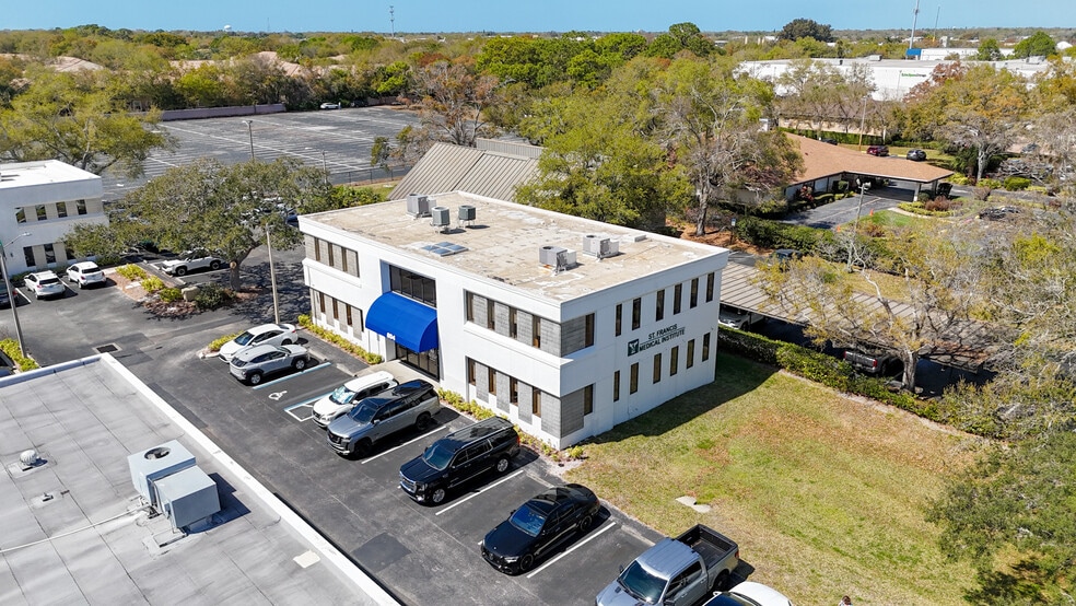 804 N Belcher Rd, Clearwater, FL à louer - Photo du bâtiment - Image 2 de 17