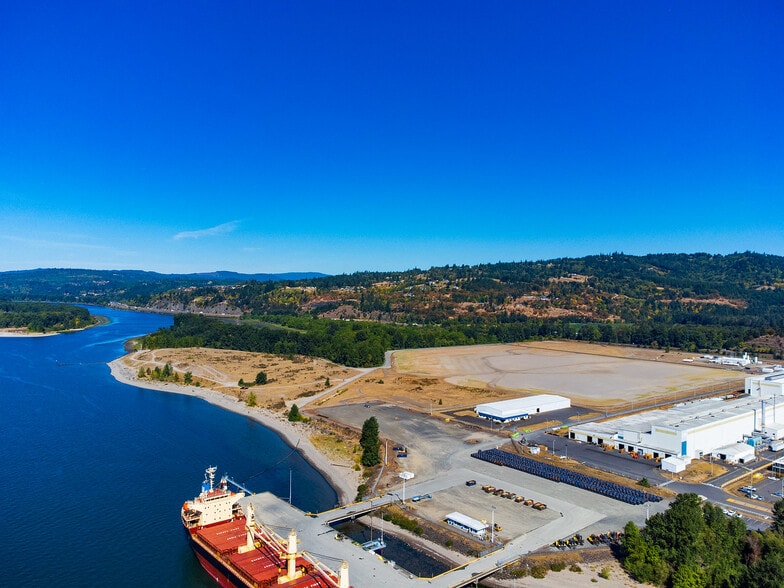 1 Eastwind Rd, Kalama, WA à louer - Photo du bâtiment - Image 3 de 9