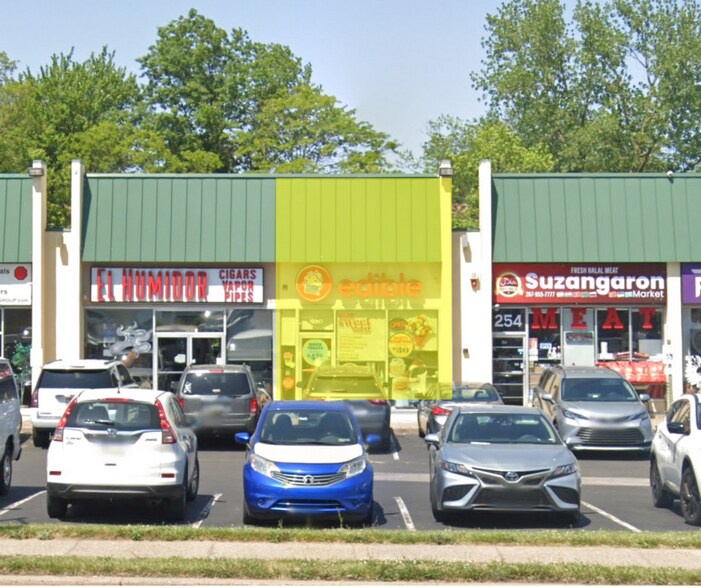 250-270 E Street Rd, Feasterville Trevose, PA à louer - Photo du bâtiment - Image 2 de 4