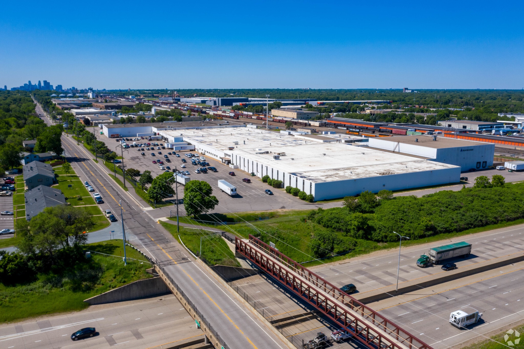 5320-5400 Main St NE, Fridley, MN for lease Building Photo- Image 1 of 12
