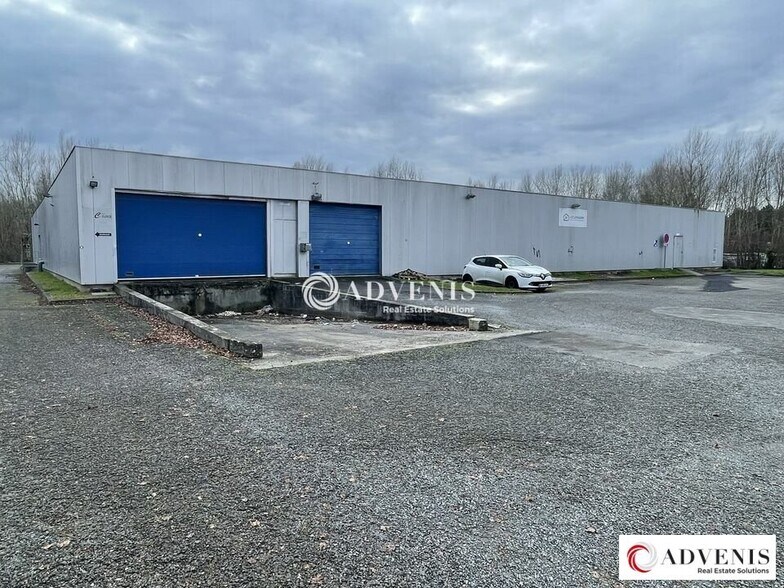Office in Bordeaux for lease - Building Photo - Image 1 of 7