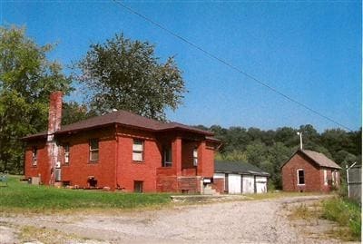 515 Stillwater Ave, Dennison, OH for lease - Primary Photo - Image 1 of 2