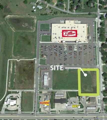 3200 E Plaza Dr, Hutchinson, KS for sale Primary Photo- Image 1 of 2