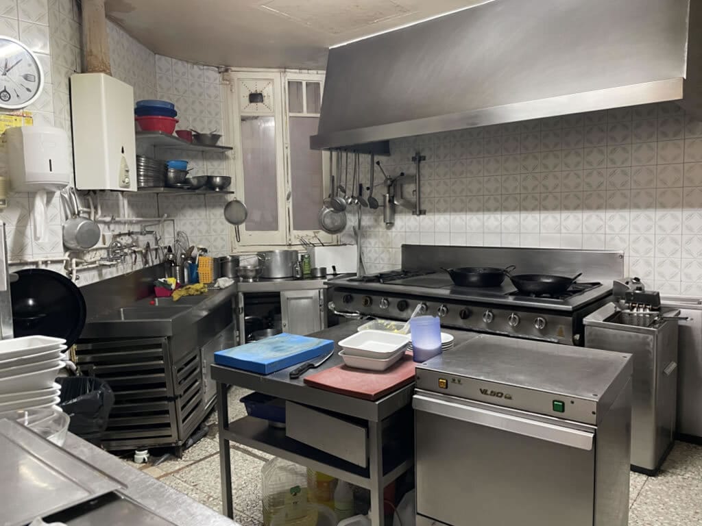 Retail in Madrid, Madrid for lease Primary Photo- Image 1 of 3