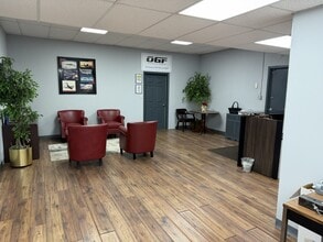 3333 E Loop 820 S, Fort Worth, TX for lease Interior Photo- Image 1 of 9