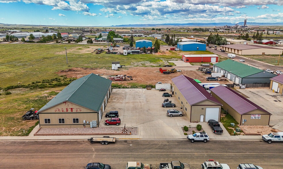820 Plaza Ln, Laramie, WY for lease - Building Photo - Image 3 of 12