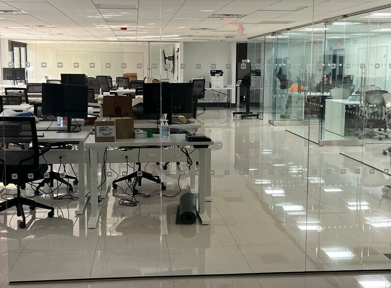 150 Van Brunt St, Englewood, NJ à louer - Photo intérieure - Image 3 de 13