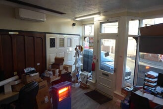 57 High Brooms Rd, Tunbridge Wells for lease Interior Photo- Image 1 of 3