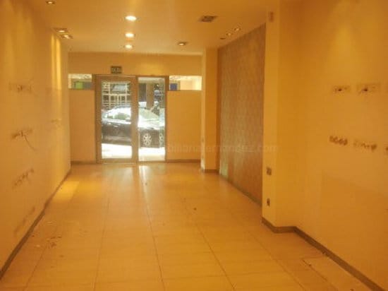 Retail in Cáceres, Cáceres for lease - Building Photo - Image 1 of 7