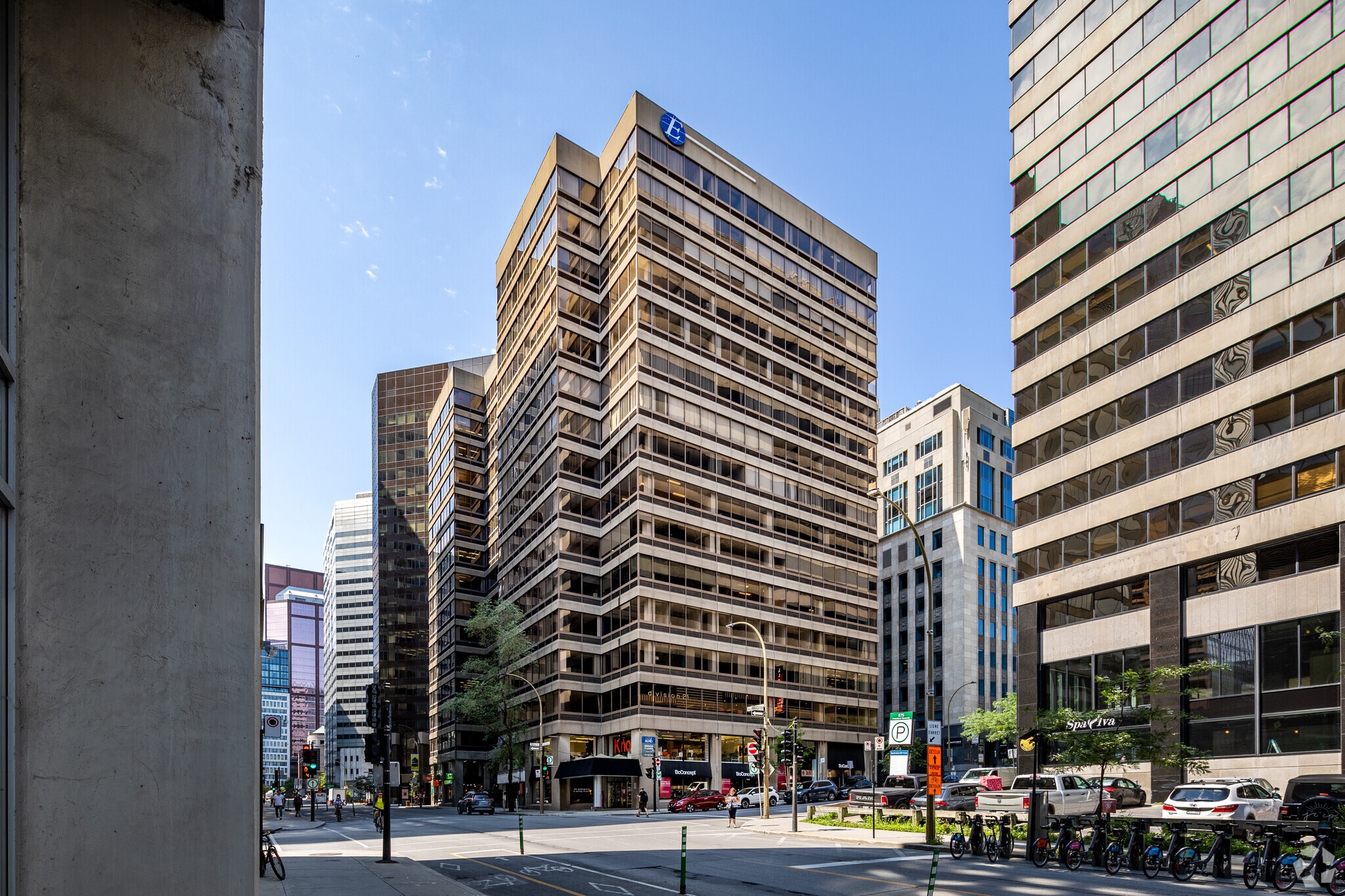 625 Av du Président-Kennedy, Montréal, QC for lease Building Photo- Image 1 of 15