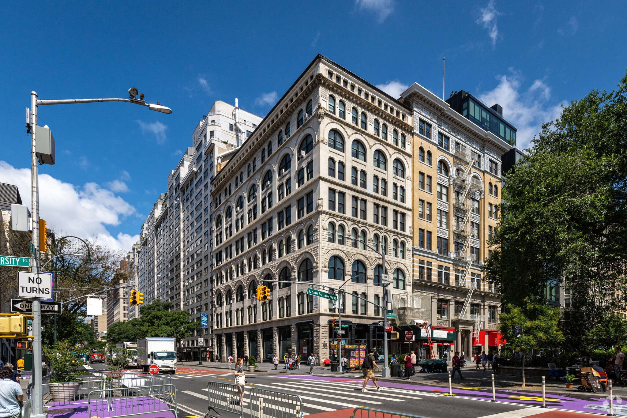 1 Union Sq W, New York, NY for lease Primary Photo- Image 1 of 14