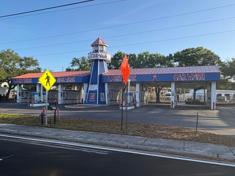 3703 Tyrone Blvd N, Saint Petersburg, FL à vendre - Photo principale - Image 1 de 21