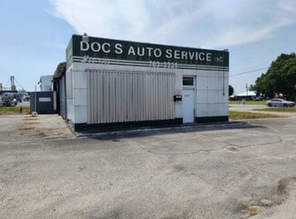 Plus de détails pour 805 N Parrott Ave, Okeechobee, FL - Commerce de détail à vendre