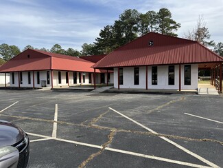 Plus de détails pour 401 Peacock Street, Cochran, GA - Bureau à vendre