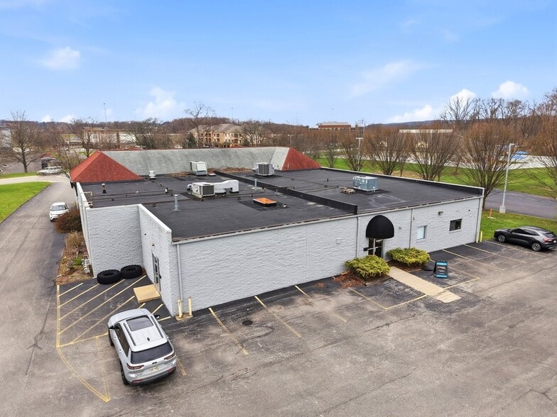 81-87 Springside Dr, Akron, OH à louer - Photo du bâtiment - Image 2 de 23