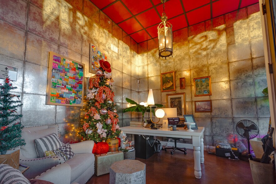 221 W Main St, Tishomingo, OK à vendre - Photo intérieure - Image 3 de 46