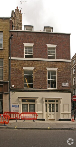 15A Dover St, Londres à vendre - Photo du bâtiment - Image 2 de 2