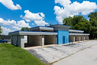Plus de détails pour 3800 Adie Rd, Saint Ann, MO - Spécialité à vendre