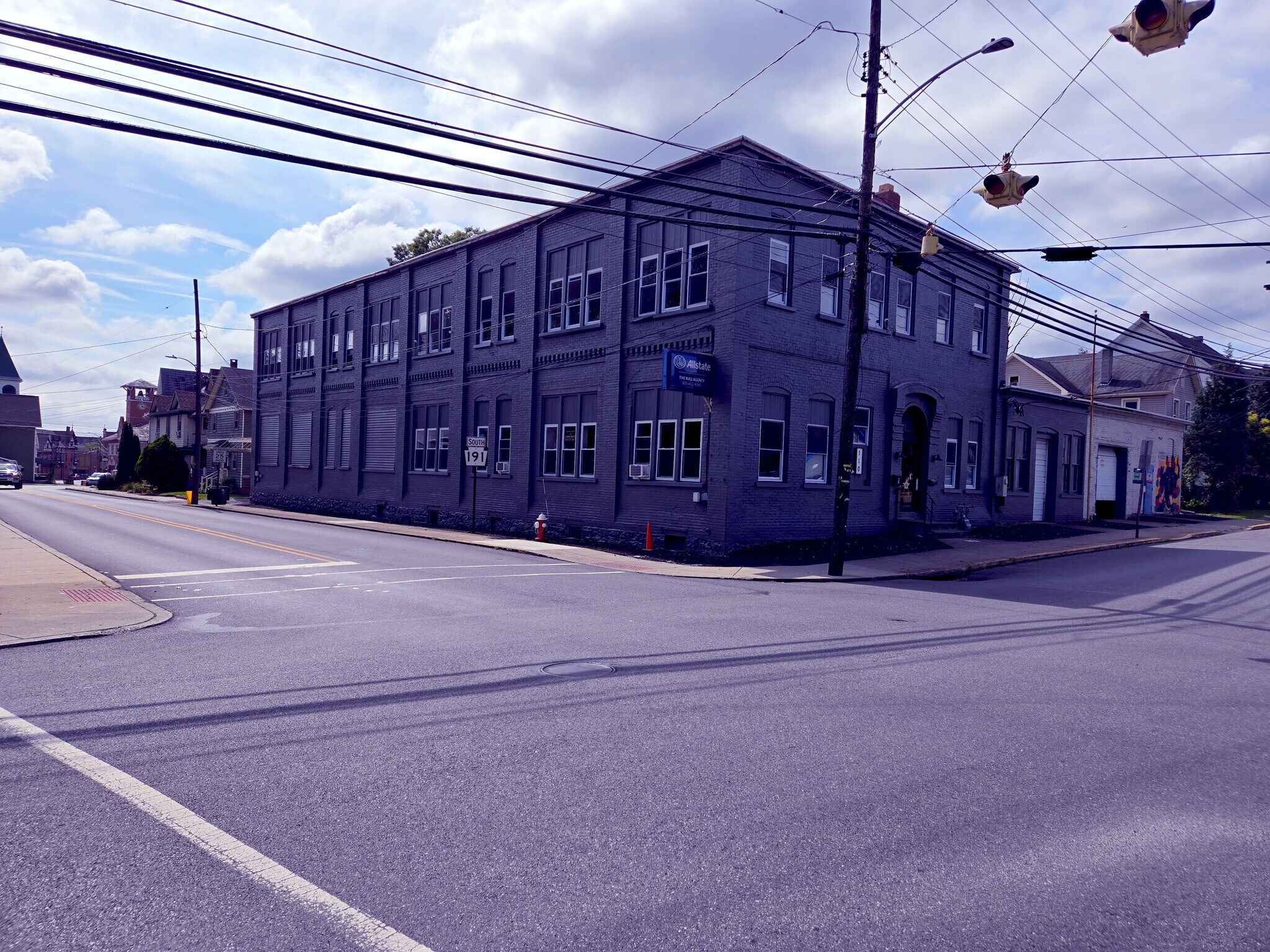 110 Pennsylvania Ave, Bangor, PA à louer Photo du bâtiment- Image 1 de 16