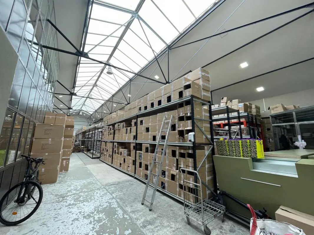 Office in Vitry-sur-Seine for lease Building Photo- Image 1 of 8