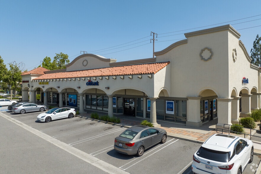 10590 Baseline Rd, Rancho Cucamonga, CA for lease - Primary Photo - Image 1 of 7