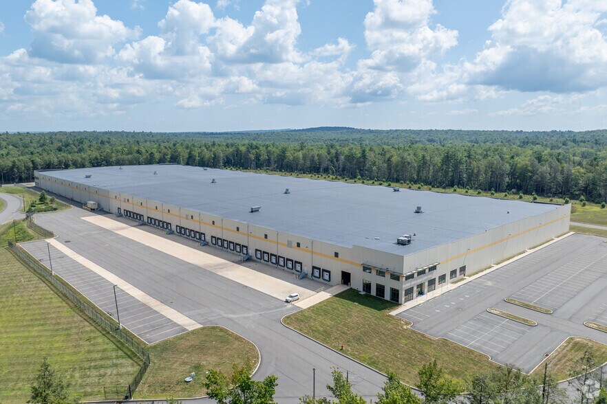 198 Commercial Blvd, Blakeslee, PA à louer - Photo du bâtiment - Image 1 de 20