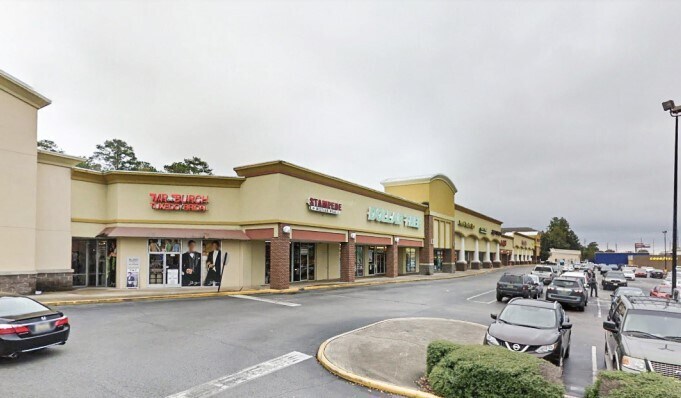 1615 Montgomery Hwy, Hoover, AL à louer Photo du bâtiment- Image 1 de 11