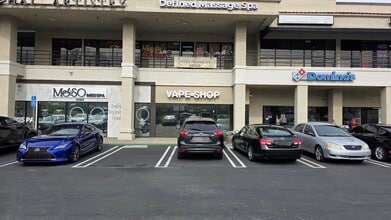 5555-5665 E Santa Ana Canyon Rd, Anaheim Hills, CA à louer Photo du bâtiment- Image 1 de 5