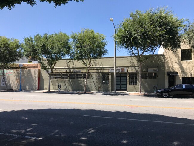 More details for 7235-7237 Santa Monica Blvd, West Hollywood, CA - Office/Medical for Lease