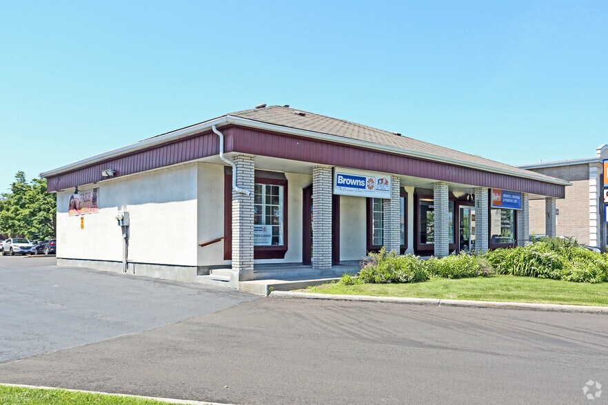 808 Greenbank Rd, Ottawa, ON à louer - Photo principale - Image 1 de 4