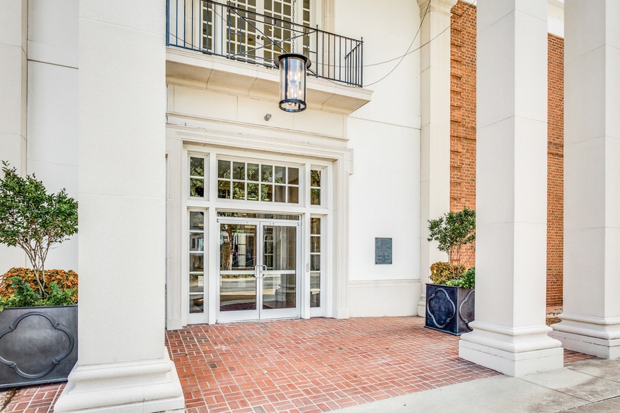 134 E Church St, Martinsville, VA for lease - Building Photo - Image 3 of 5