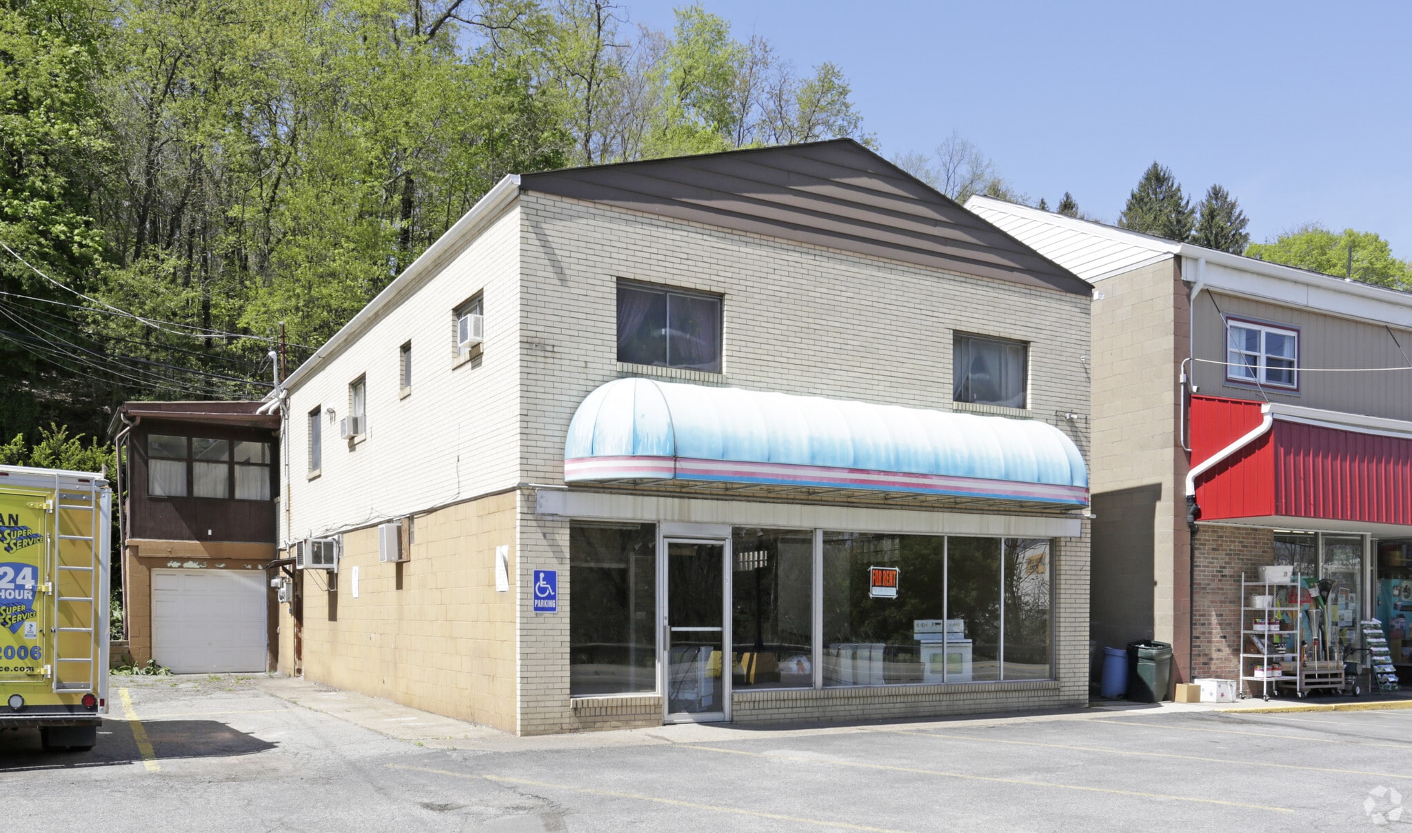 101 Mcgovern Blvd, Crescent, PA for sale Building Photo- Image 1 of 3