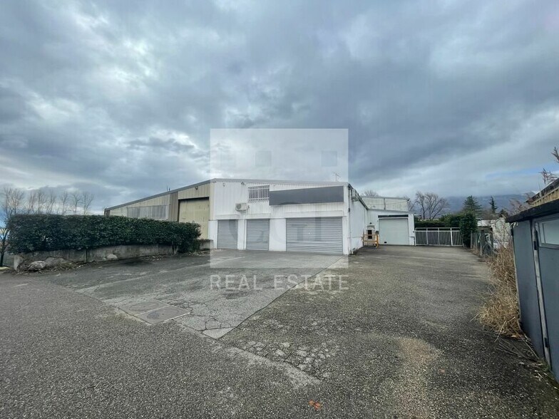 Flex in SAINT-MARTIN-D'HERES for lease - Building Photo - Image 2 of 8