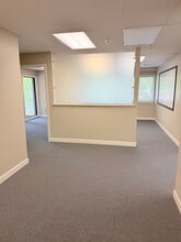 4709-4719 Spottswood Ave, Memphis, TN à louer Photo intérieure- Image 2 de 11