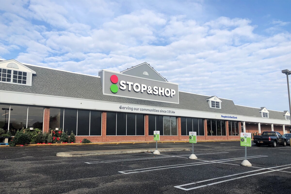 161-225 N Main St, Sayville, NY for lease Primary Photo- Image 1 of 12