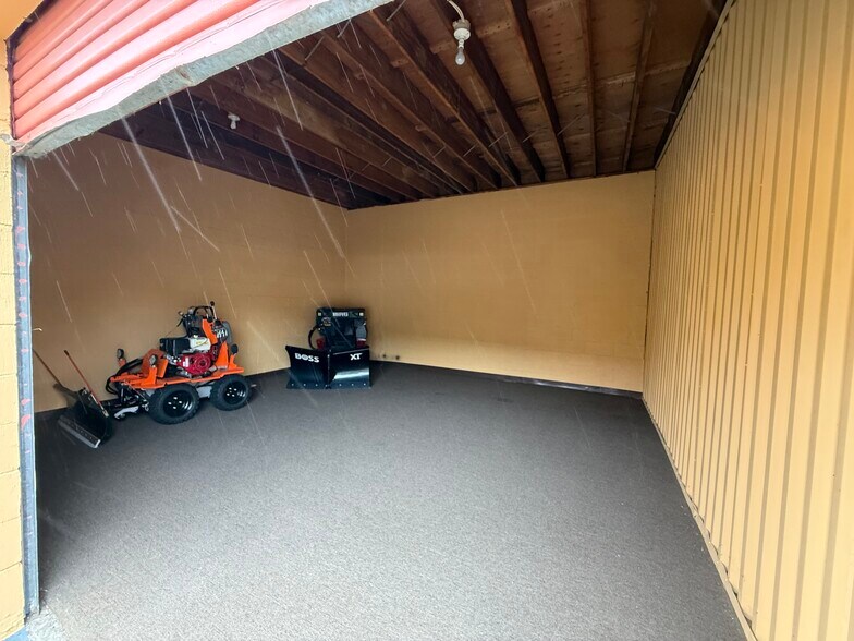 1124 Lincoln Ave, Prospect Park, PA à louer - Photo du bâtiment - Image 3 de 9