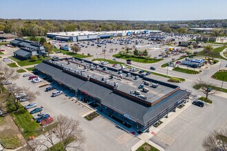 7204-7246 University Ave, Windsor Heights, IA - Aerial map view