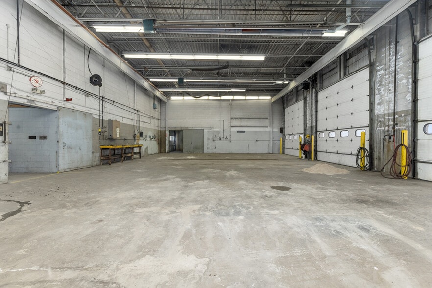 931 Interchange Dr, Holland, MI à louer - Photo principale - Image 2 de 5