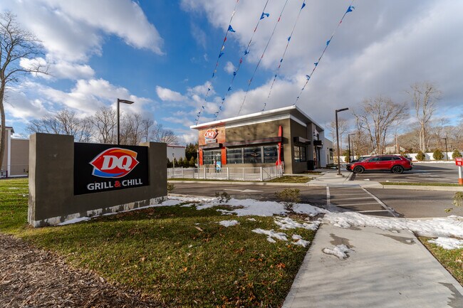 More details for 1145 Montauk Hwy, Mastic, NY - Retail for Lease