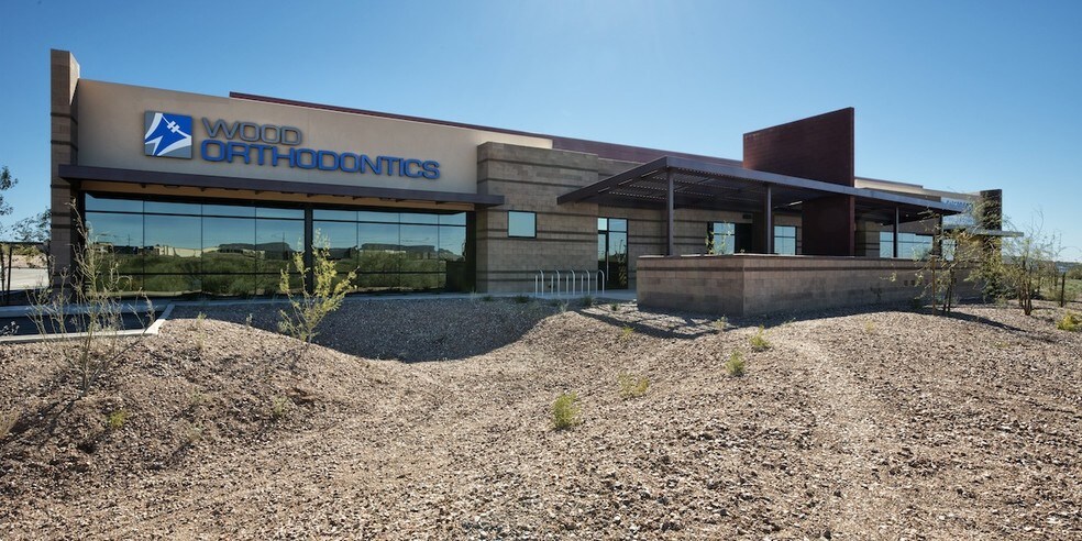 41930 N Venture Dr, Anthem, AZ à louer - Photo du bâtiment - Image 2 de 4