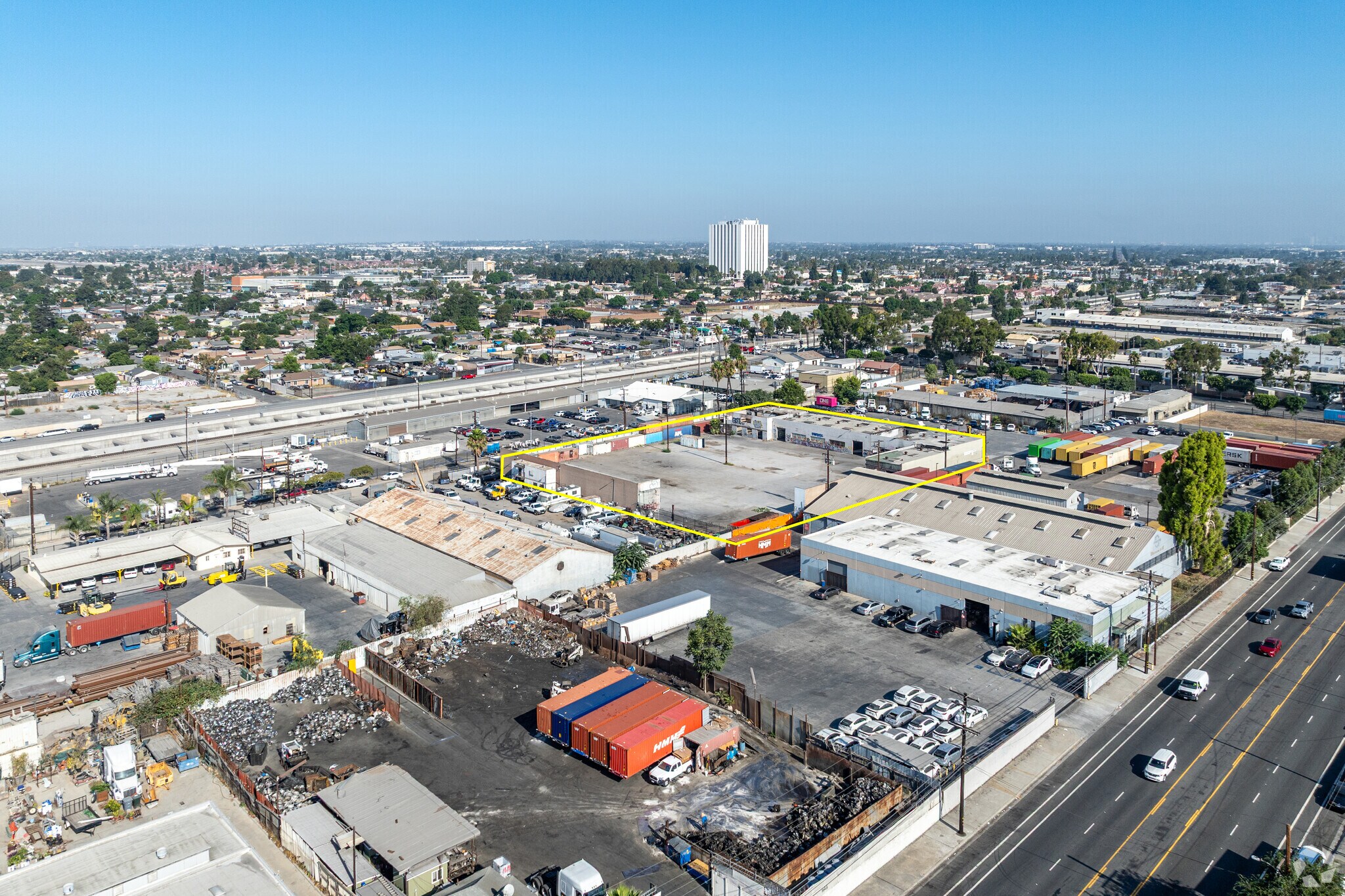 1000-1022 South Petrolia Avenue, Compton, CA à vendre Photo principale- Image 1 de 1