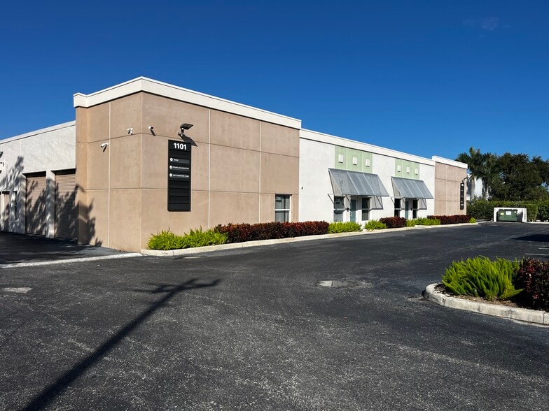 1101 Holland Dr, Boca Raton, FL for lease - Building Photo - Image 1 of 7