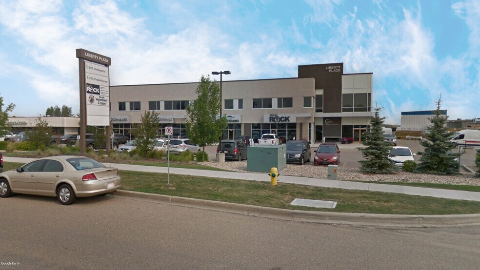 111 Broadway Blvd, Strathcona County, AB à louer - Photo du bâtiment - Image 1 de 2