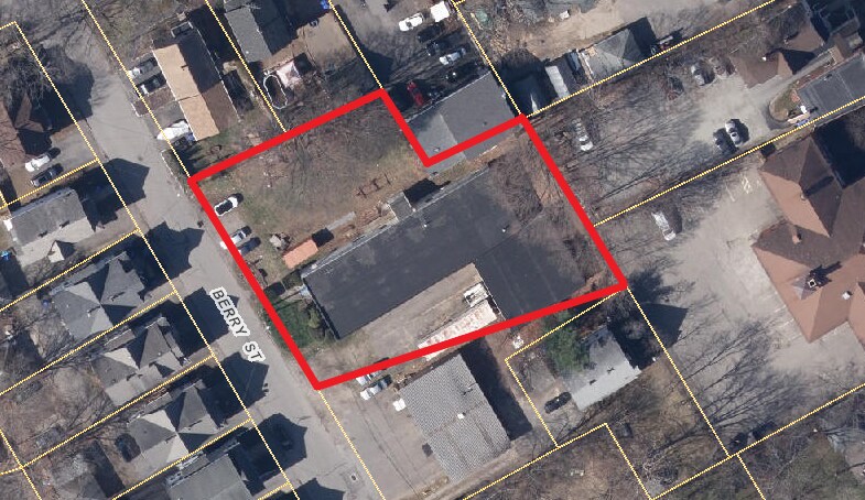 184 Berry St, Torrington, CT à vendre - Photo du bâtiment - Image 3 de 4