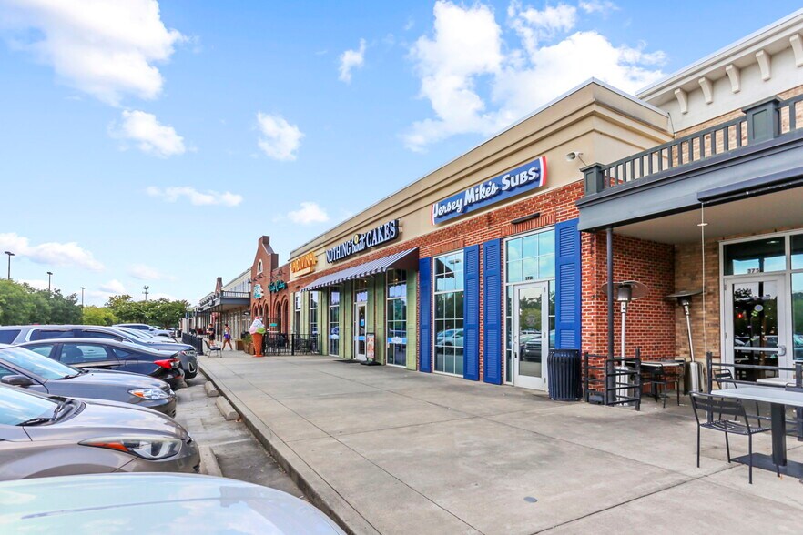 3535-3555 Perkins Rd, Baton Rouge, LA à louer - Photo du bâtiment - Image 3 de 10