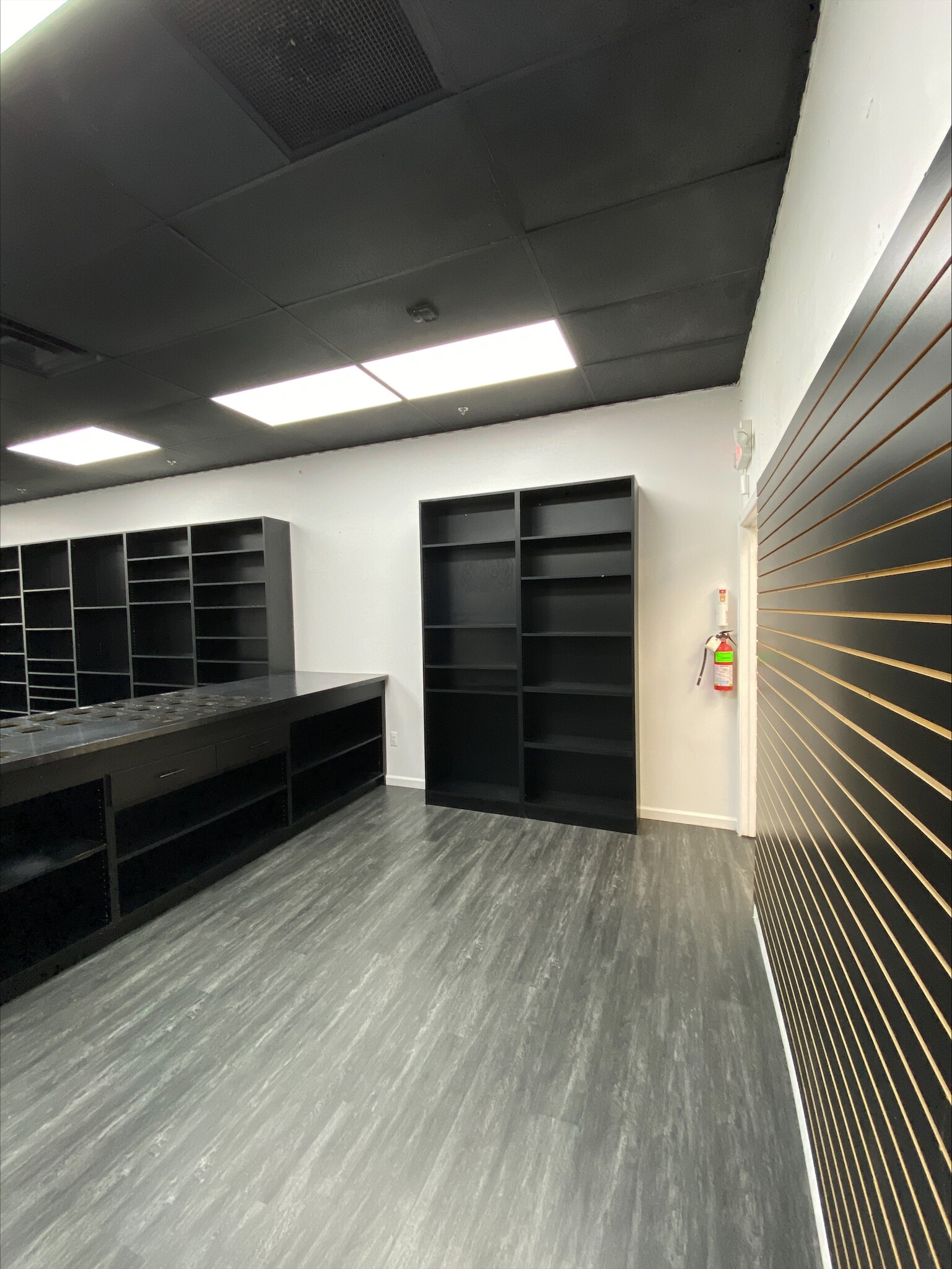 37600-37900 Van Dyke Ave, Sterling Heights, MI à louer Photo intérieure- Image 1 de 10